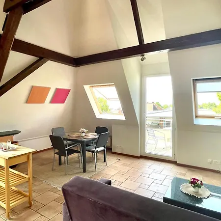 Apartment Beautiful Floor With View *